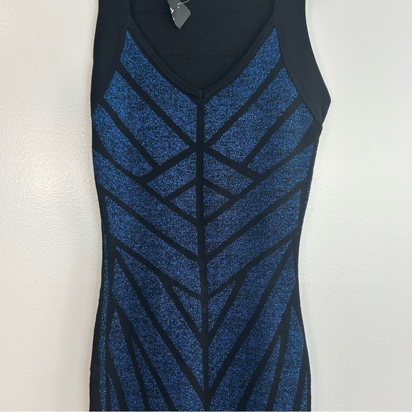 NWT Forever 21 Blue Metallic Sleeveless Geometric Bodycon Mini Dress Size Small - Picture 5 of 9